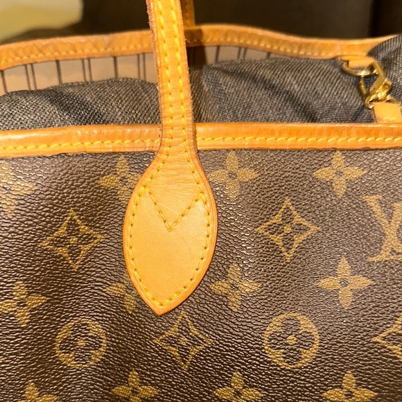 Louis Vuitton Brown Neverfull Tote Bag Iconic Monogram - Picture 11 of 16